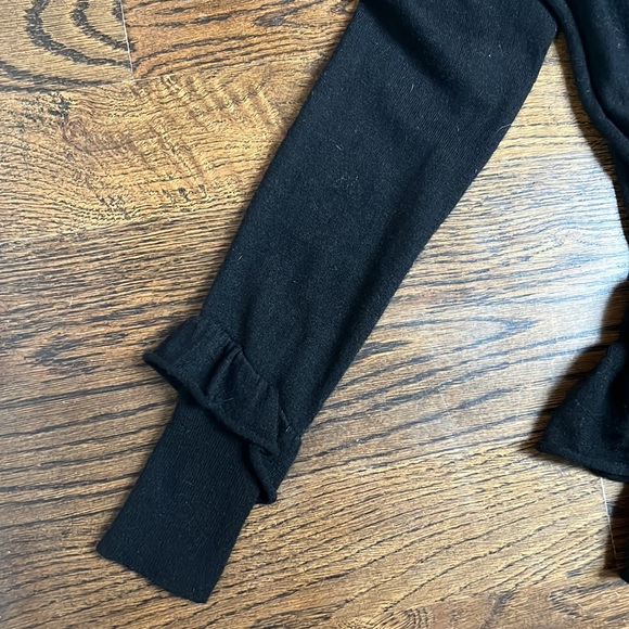 Leifsdottir Ruffle Cardigan X-Small - Picture 4 of 9